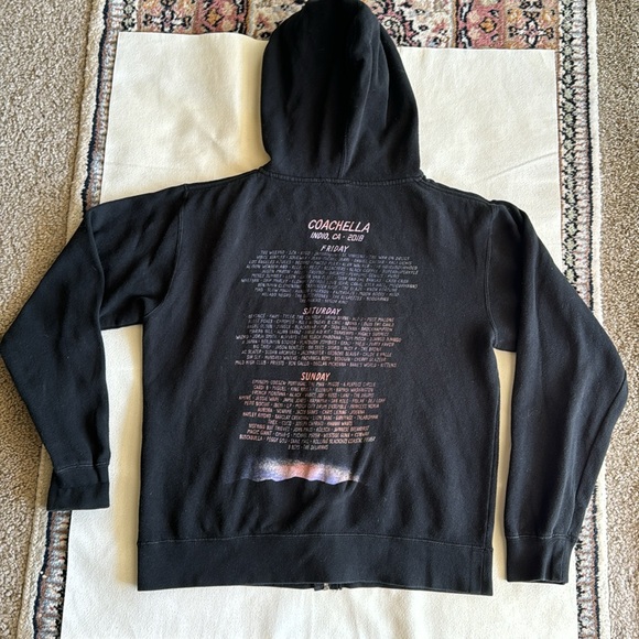 Coachella Indio Ca 2018 Hoodie Size Medium Small - Picture 11 of 13